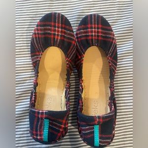 NWOT Heritage Plaid Tieks, size 7